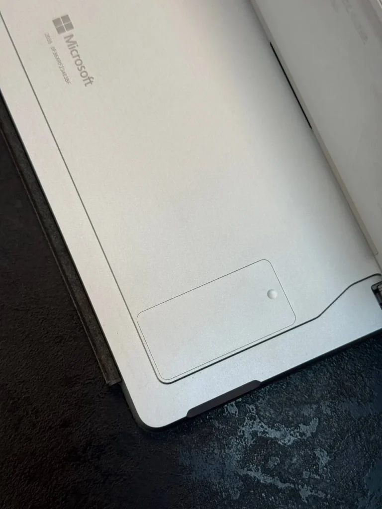 microsoft Surface pro ۹