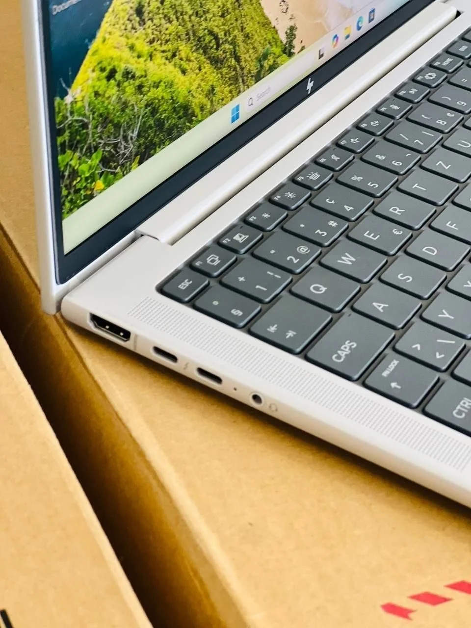 لپتاپ HP EliteBook 1040 G11 - تصویر 3