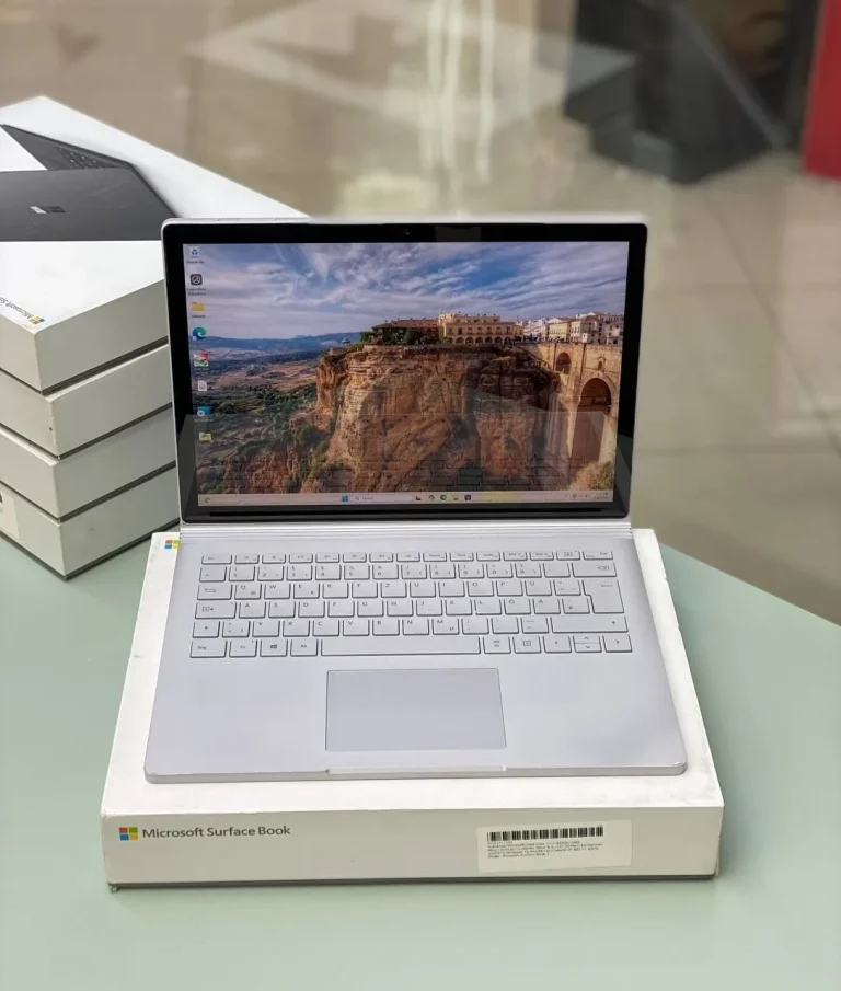Microsoft Surface Book ۲